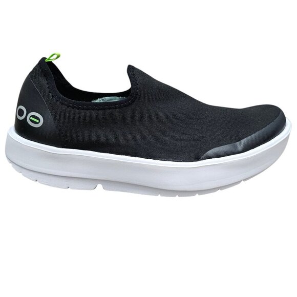 Oofos EEZEE LOW Women's Casual Slip On Black/White Sneaker Comfort Shoe - Picture 2 of 11